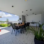Casa Ferata וילה קאנפאנאר