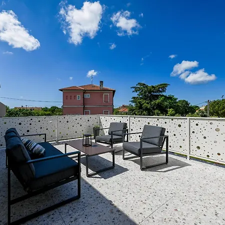 Casa Ferata Vila