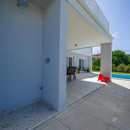 Casa Ferata Vila Kanfanar